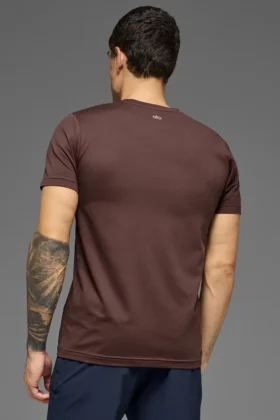 Maglia a maniche corte con collo rotondo Conquer Reform – Brownstone
