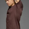 Maglia a maniche corte con collo rotondo Conquer Reform - Brownstone