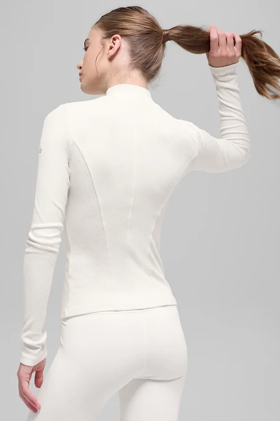 Maglia a maniche lunghe con collo alto a costine Mesmerize - Avorio
