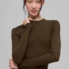 Maglia a maniche lunghe in modal a coste - Espresso
