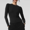 Maglia a maniche lunghe in modal a coste - Nero