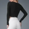 Maglia con maniche lunghe e arricciature - Nero