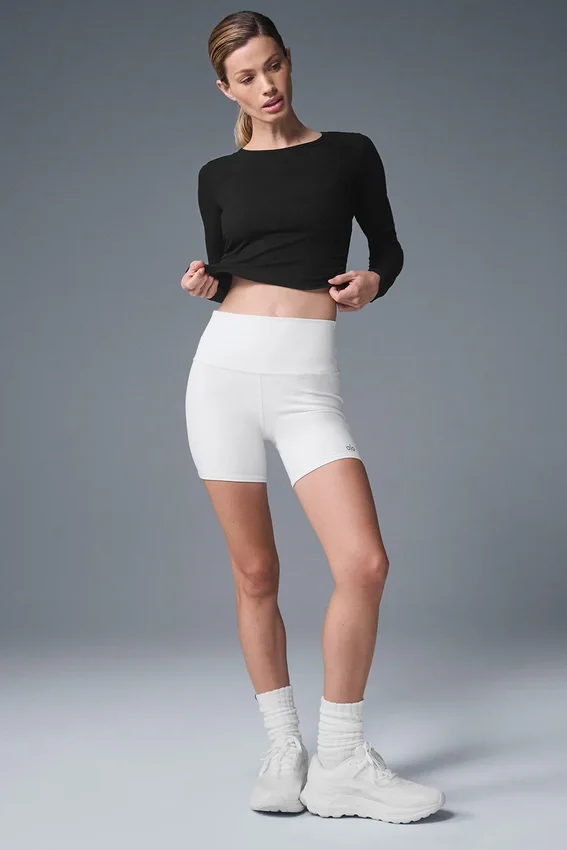 Maglia con maniche lunghe e arricciature - Nero