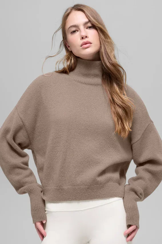 Maglione a collo alto corto New Class in lana e cashmere - Chai Latte