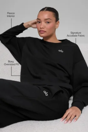 Maglione a girocollo Accolade – Nero