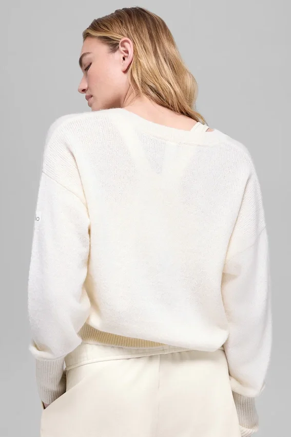 Maglione corto New Class con scollo a V in misto lana e cashmere - Avorio