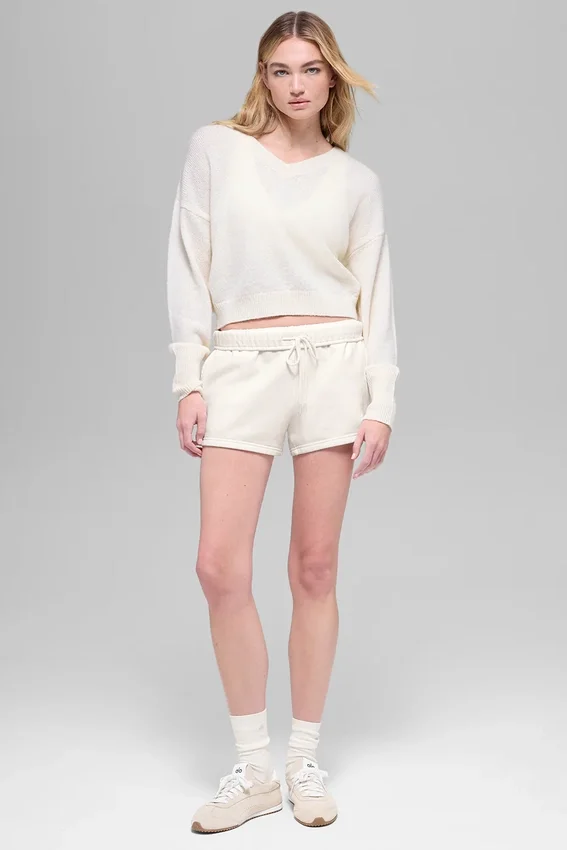Maglione corto New Class con scollo a V in misto lana e cashmere - Avorio
