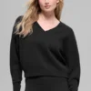 Maglione corto New Class in lana e cashmere con scollo a V - Nero