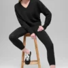 Maglione corto New Class in lana e cashmere con scollo a V - Nero