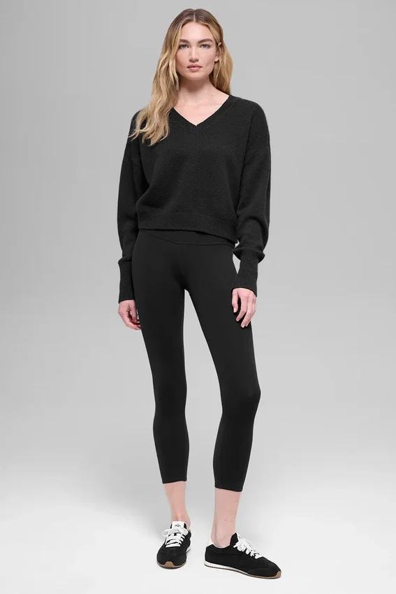 Maglione corto New Class in lana e cashmere con scollo a V - Nero
