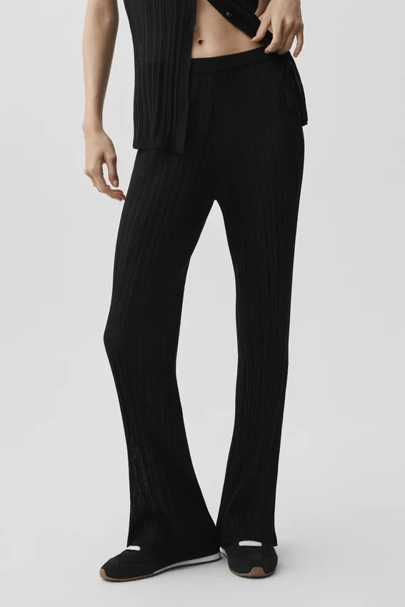 Maglione High-Waist Sunlit a gamba dritta in maglia - Nero