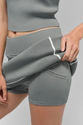 Maglione Highline in maglia a coste – Grigio lunare/Bianco