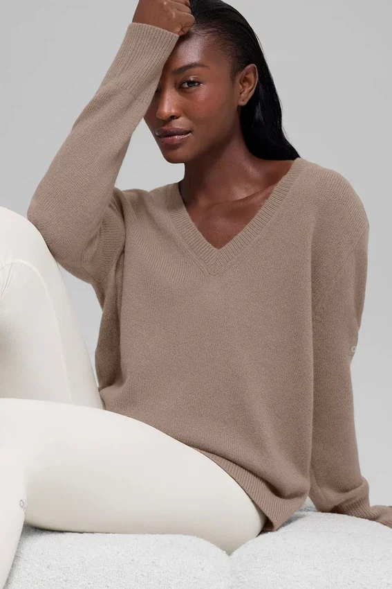 Maglione oversize con scollo a V in misto lana e cashmere New Class - Chai Latte