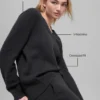 Maglione oversize New Class in misto lana e cashmere con scollo a V - Nero