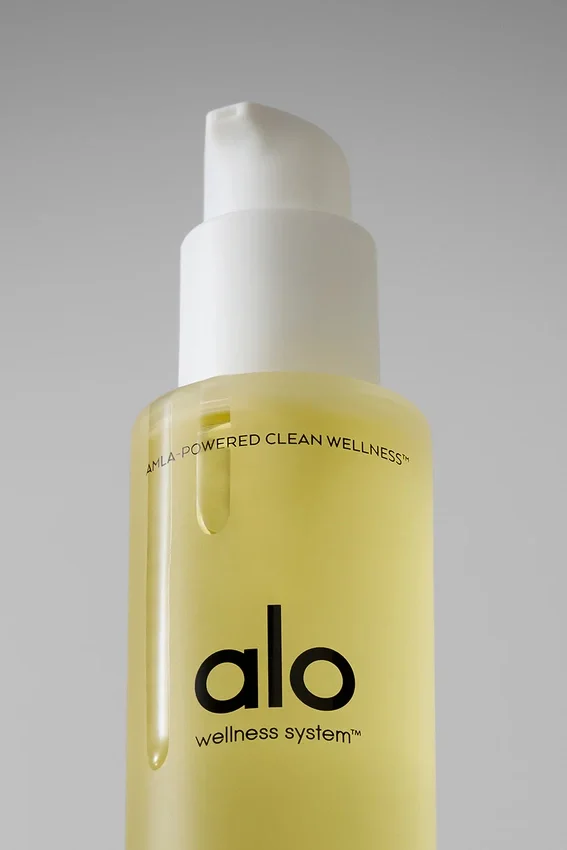 Olio illuminante dalla testa ai piedi
