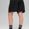 Pantaloncini a righe sottili da 7" - Neri a righe sottili