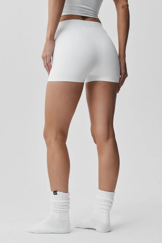 Pantaloncini a vita media Alo Softsculpt da 2" - Bianco