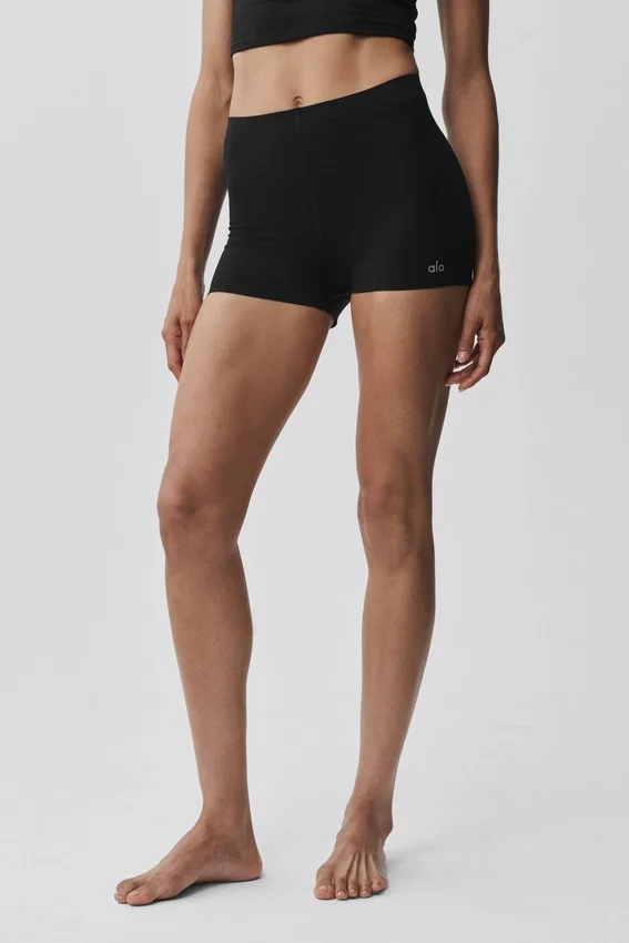 Pantaloncini a vita media Alo Softsculpt da 2" - Nero