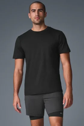 Pantaloncini con collo rotondo Conquer Reform - Nero