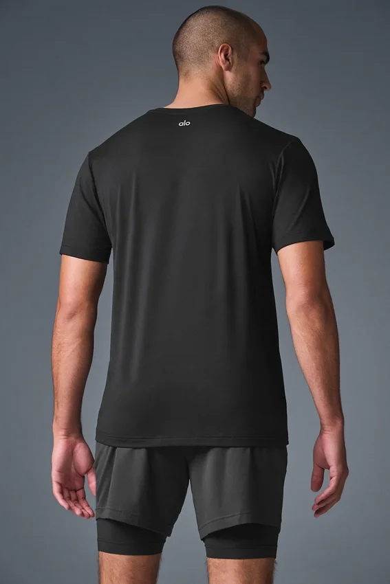 Pantaloncini con collo rotondo Conquer Reform - Nero