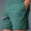 Pantaloncini Conquer React Performance da 7" - Edera invernale
