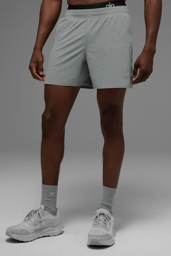 Pantaloncini da corsa Traction da 5" - Grigio lunare