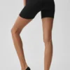 Pantaloncini "Favorite" a costine senza cuciture da 5" - Nero