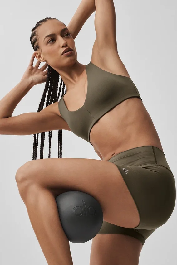 Pantaloncini High-Waist Alo Softsculpt da 3" - Verde olivo