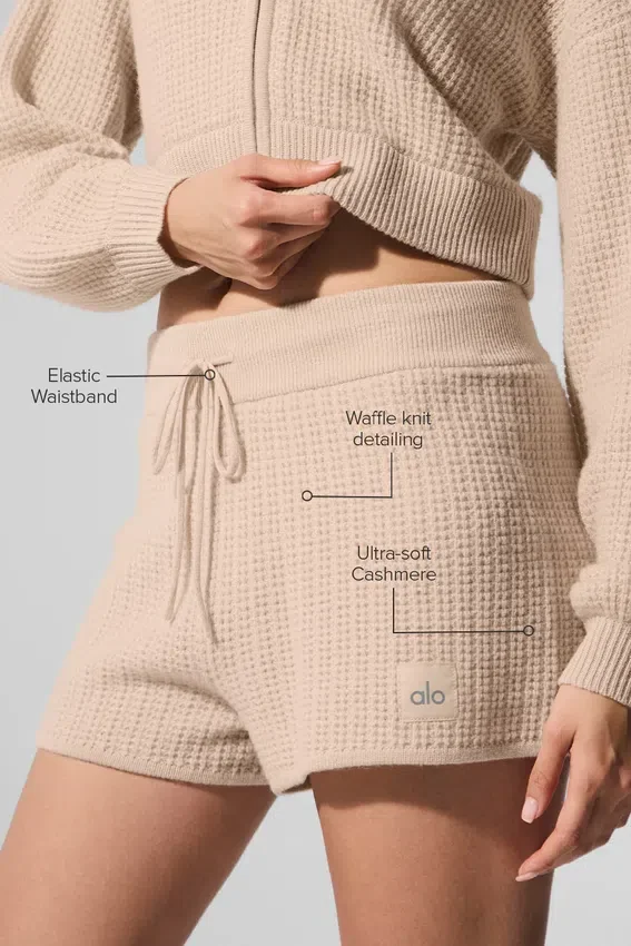 Pantaloncini High-Waist in cashmere con trama a nido d'ape - Macadamia Blush