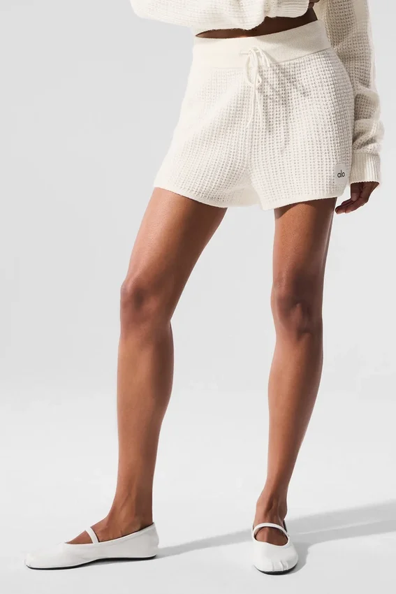 Pantaloncini High-Waist in cashmere con trama a nido d’ape morbida - Avorio