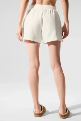 Pantaloncini in felpa Low Key – Avorio