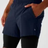 Pantaloncini Revival 2-in-1 da 5" - Blu navy/Nero