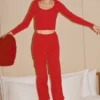 Pantaloni a gamba larga Unwind in maglione, vita media - Rosso brillante