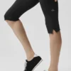 Pantaloni capri Alo Softsculpt Shoreline - Nero
