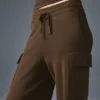 Pantaloni cargo High-Waist in maglia Scholar - Espresso