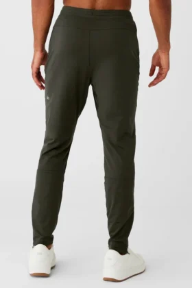 Pantaloni Conquer React Performance – Verde Stealth