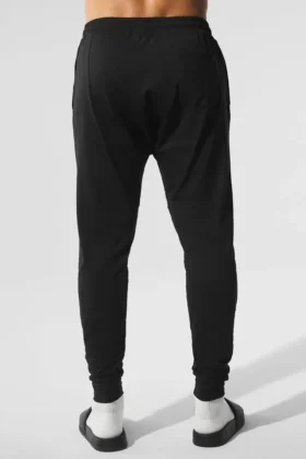 Pantaloni Conquer Revitalize – Nero