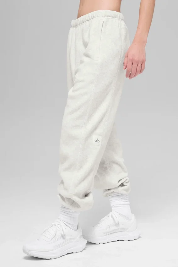 Pantaloni da jogging Retreat High-Waist in pile polare - Grigio melange bianco