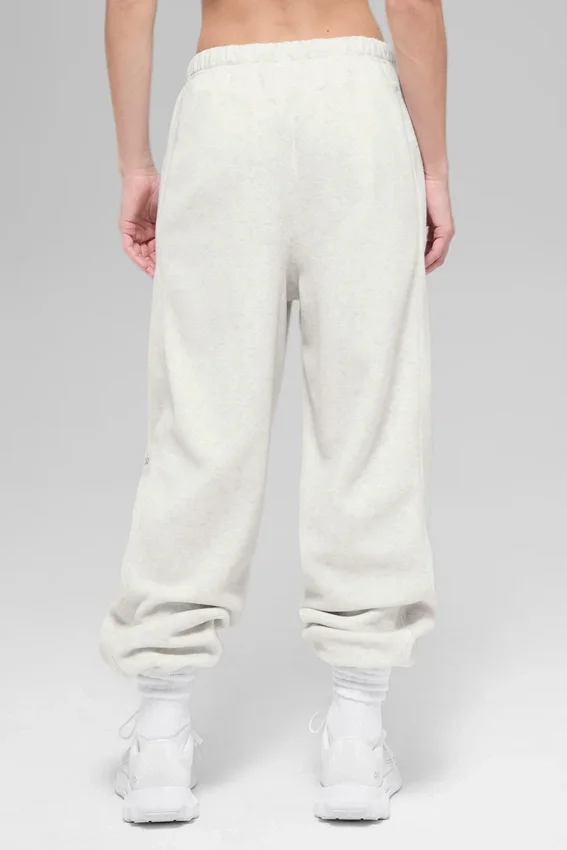 Pantaloni da jogging Retreat High-Waist in pile polare - Grigio melange bianco