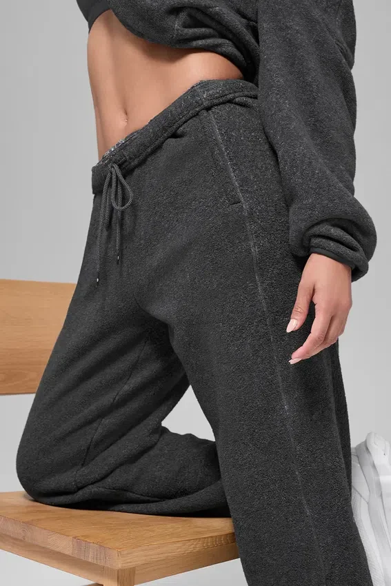 Pantaloni da jogging Retreat in pile polare High-Waist - Grigio scuro melange