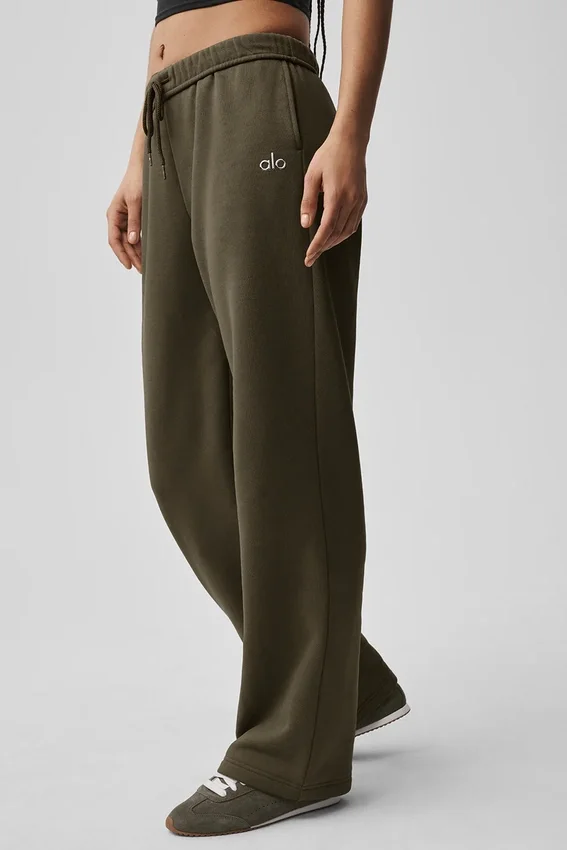 Pantaloni della tuta Accolade a gamba dritta - Olive Tree