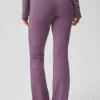 Pantaloni della tuta Sway a zampa - Plum Kiss