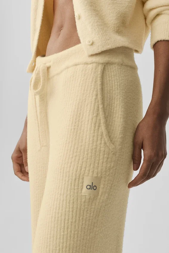 Pantaloni High-Waist e gamba larga Snuggle Up Maglione - Giallo candela