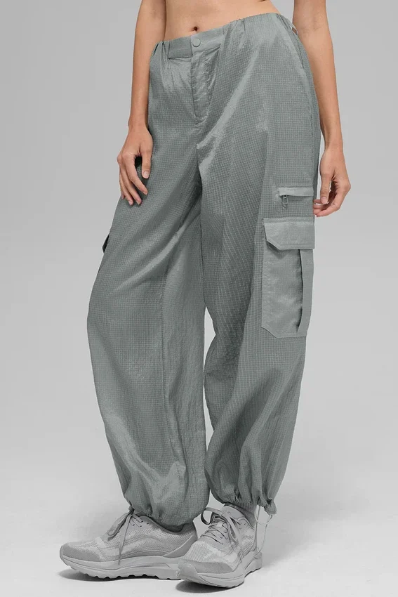 Pantaloni jogger a gamba larga Sheer Game Time - Grigio lunare