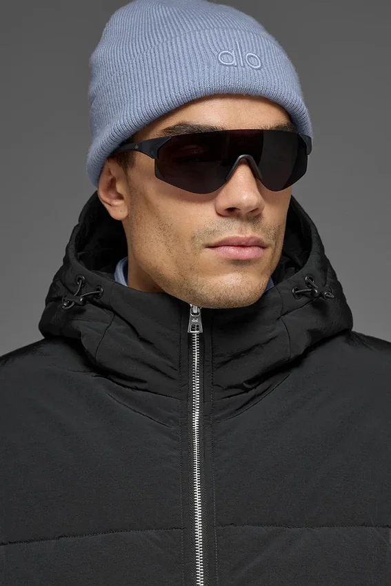 Piumino da palcoscenico con cappuccio in nylon stropicciato - Nero