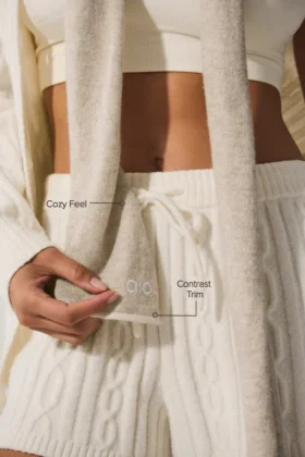 Sciarpa in cashmere con effetto frost leggero – Latte invernale/Avorio
