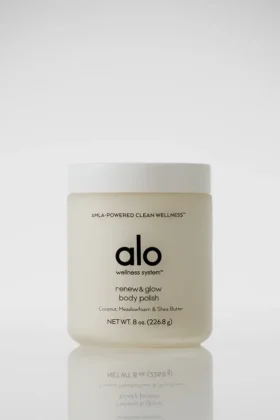 Scrub per la cura del corpo rigenerante e illuminante