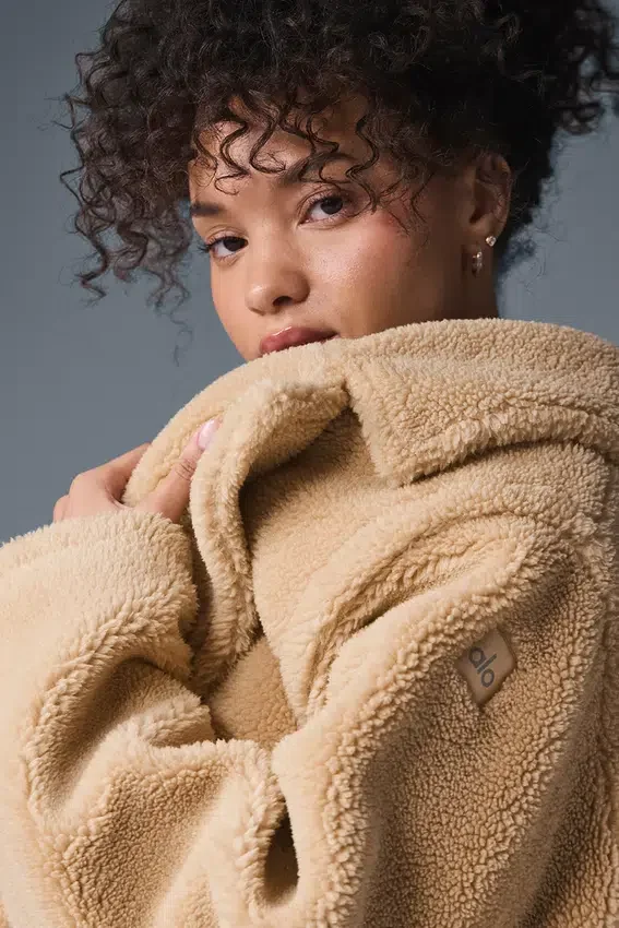 Trench oversize in sherpa - Camel