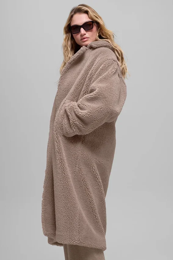Trench oversize in sherpa - Chai Latte