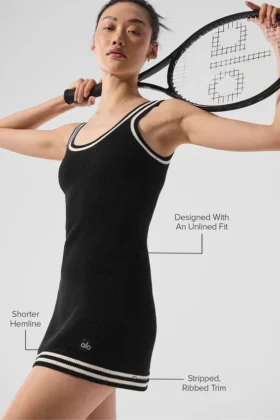 Vestito in maglia stile maglione da tennis club – Nero/Avorio